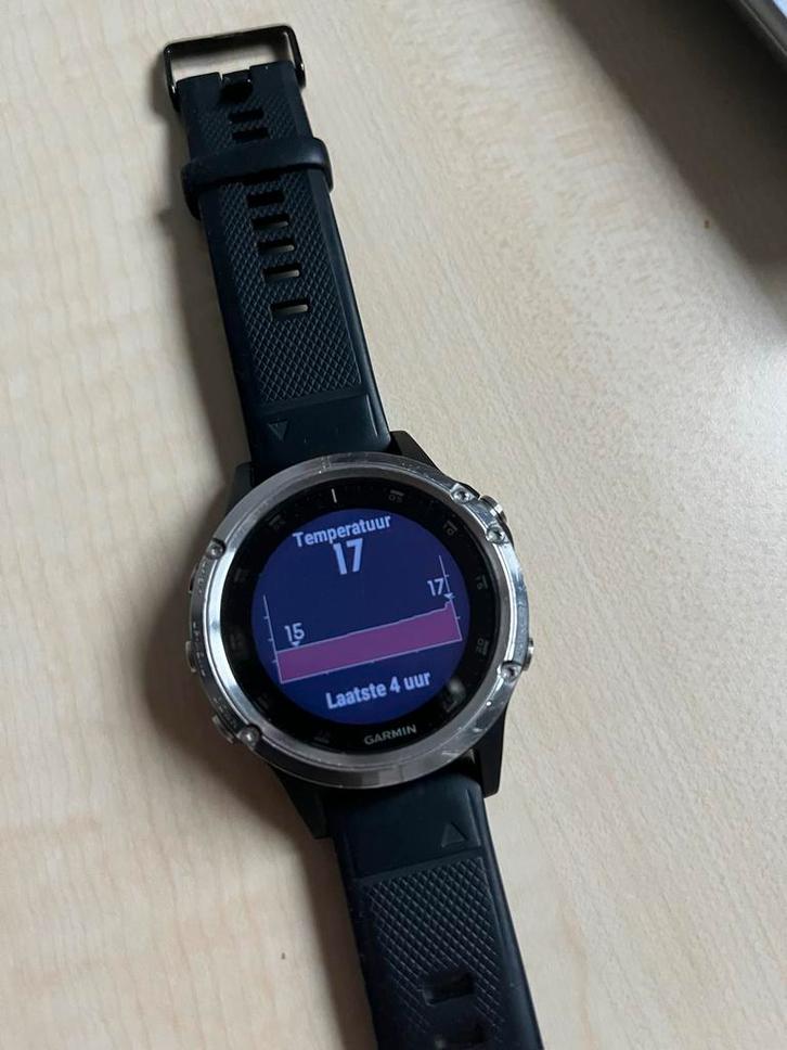 Garmin Fenix 5 - Sporthorloge, Sieraden, Tassen en Uiterlijk, Smartwatches, Zo goed als nieuw, Android, Zwart, Afstand, Waterdicht