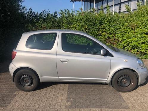 Toyota Yaris 1.3 16V Vvt-i 3DR 2004 Grijs, Auto's, Toyota, Particulier, Yaris, ABS, Airbags, Airconditioning, Centrale vergrendeling