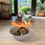 Ronde Houten Eettafel – Acaciahout – Kruispoot – Ø130 cm, Ophalen, 100 tot 150 cm, Minder dan 50 cm, Zo goed als nieuw