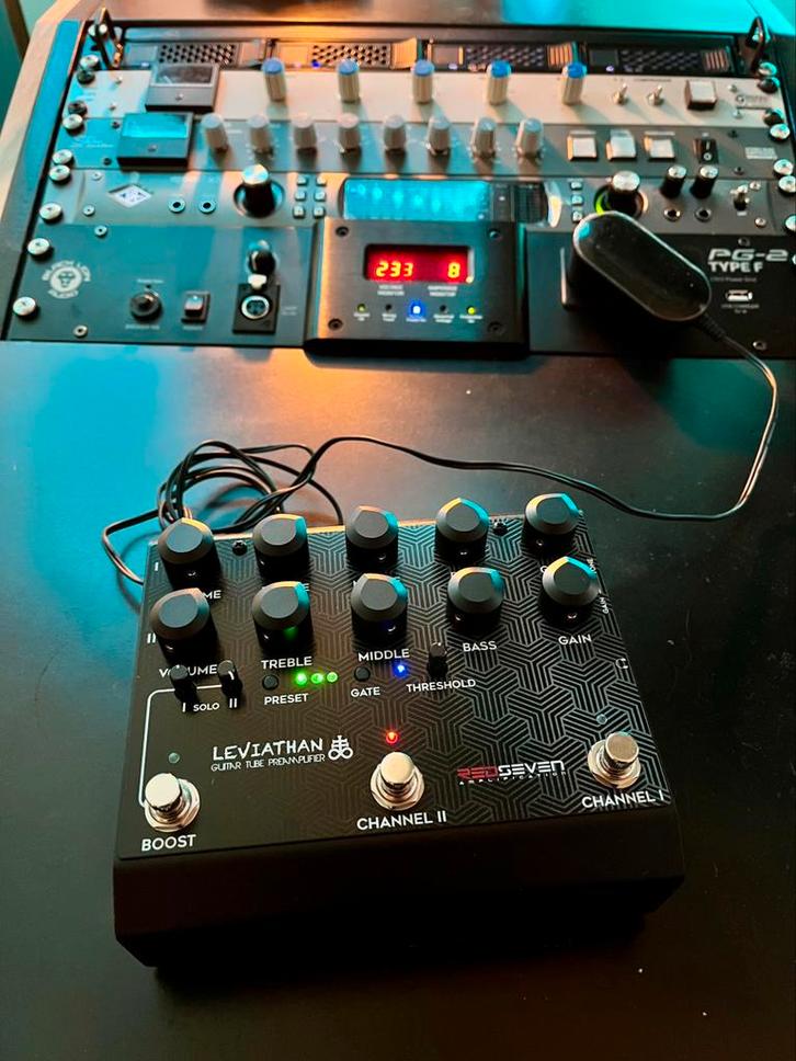 RedSeven Leviathan Tube Preamp Pedal, Muziek en Instrumenten, Effecten, Nieuw, Ophalen of Verzenden