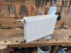 Kleine radiator, Doe-het-zelf en Verbouw, Verwarming en Radiatoren, Ophalen, 30 tot 80 cm, Gebruikt, Radiator
