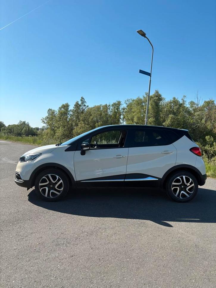 Renault Captur 0.9 TCE 90 2016 Wit, Auto's, Renault, Particulier, Captur, Benzine, C, SUV of Terreinwagen, Handgeschakeld, Origineel Nederlands