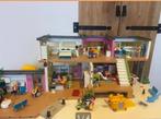 Playmobil moderne luxevilla met zwembad en inrichting, Ophalen of Verzenden, Zo goed als nieuw, Complete set