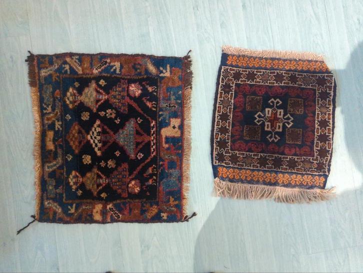 Twee kleine Perzische tapijtjes - 40x40 & 50x50 cm, Huis en Inrichting, Stoffering | Tapijten en Kleden, Gebruikt, Minder dan 50 cm