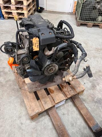 Land Rover defender 2.4tdci motor puma beschikbaar voor biedingen