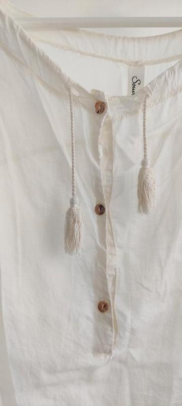 Een Italiaanse blouse van het merk Souvenir in maat S. beschikbaar voor biedingen