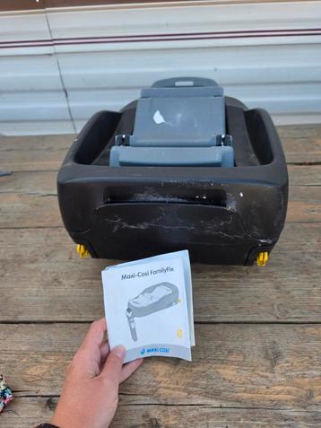 Maxi-Cosi FamilyFix Isofix Base beschikbaar voor biedingen