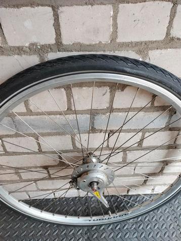 Verschillende velgen/ wielen  beschikbaar voor biedingen