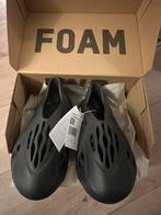 Yeezy FOAM, Ophalen of Verzenden, Zo goed als nieuw, Overige kleuren