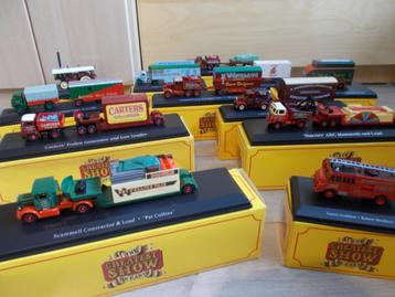 12 Circus vitrine wagens Atlas HO/OO 1/76 Verzenden kan ook beschikbaar voor biedingen