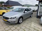 VOLVO V60 D6 215pk Plug-In Hybrid Summum Zéér Mooi, Automaat, Zwart, Lichtsensor, Zilver of Grijs