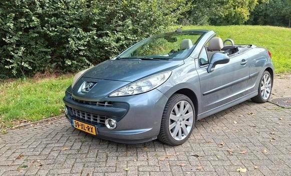 Peugeot 207 1.6 16V CABRIO YOUNGTIMER 2007 AIRCO,CRUISE LEER, Auto's, Peugeot, Particulier, ABS, Airbags, Airconditioning, Boordcomputer