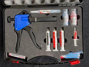 Unimotive lijmkoffer/gluebox xtreme  van 220 voor 110,- beschikbaar voor biedingen