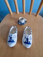 2 klompjes en mini kop en schotel, Ophalen of Verzenden, Zo goed als nieuw, Porselein