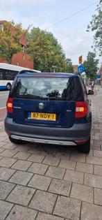 Skoda Yeti 1.2 TSI 77KW Dsg7 2010 Blauw nieuw apk, Auto's, Origineel Nederlands, Te koop, 5 stoelen, Benzine