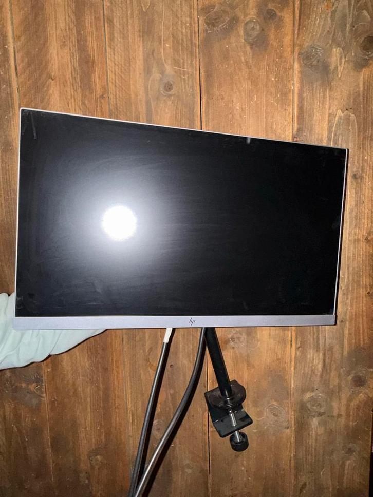 HP E233 Beeldschermen - Set of Per Stuk, Computers en Software, Monitoren, Zo goed als nieuw, 60 Hz of minder, DisplayPort, In hoogte verstelbaar