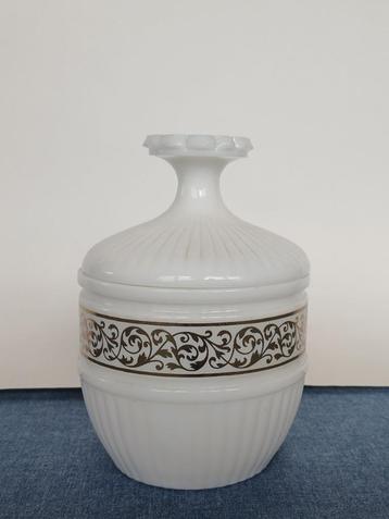 Crèmepot AVON Collectors Item beschikbaar voor biedingen