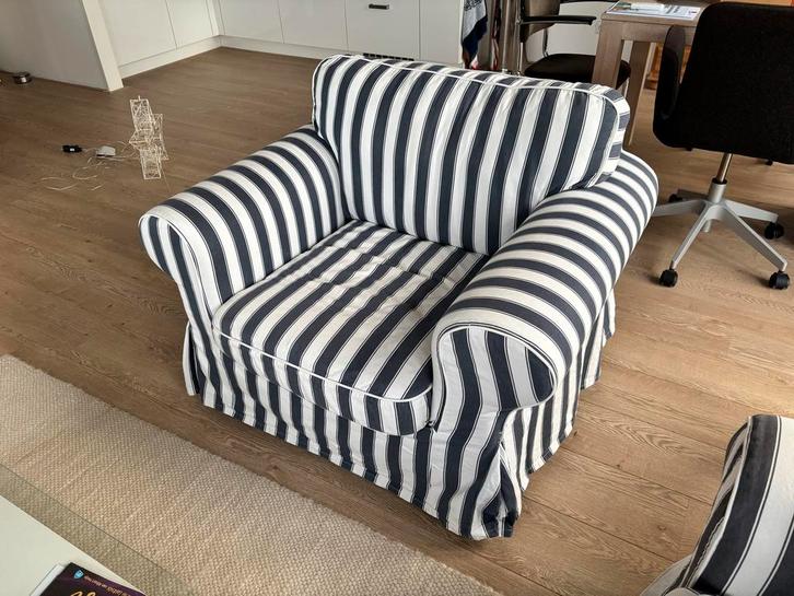 IKEA Ektorp Fauteuil - Blauw/Wit Gestreept, Huis en Inrichting, Fauteuils, Gebruikt, Stof, 75 tot 100 cm, Ophalen
