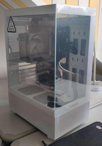 Multimedia PC - i7 - 16GB Ram - 500GB SSD - 750W beschikbaar voor biedingen