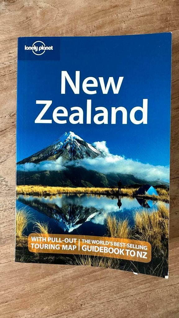 New Zealand Reisgids - Lonely Planet, Boeken, Reisgidsen, Zo goed als nieuw, Reisgids of -boek, Australië en Nieuw-Zeeland, Lonely Planet
