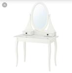 Hemnes wit toilettafel met spiegel  met bijpassende kruk, 50 tot 100 cm, Minder dan 100 cm, Zo goed als nieuw, Hout