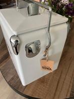 Een mooie uitziende SENZA Retro Koelbox in prima staat., Caravans en Kamperen, Ophalen of Verzenden, Zo goed als nieuw, Koelelement