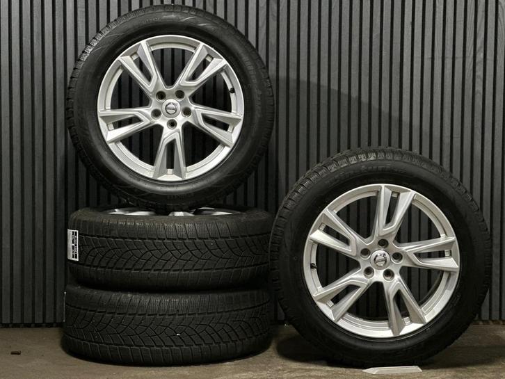 18 inch Origineel Volvo XC60 winterset 7-7.5mm €550,-, Auto-onderdelen, Banden en Velgen, Banden en Velgen, Winterbanden, 18 inch