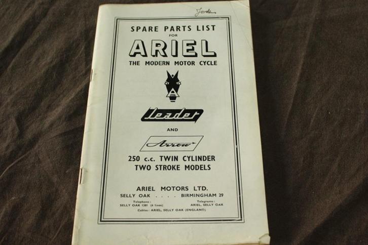 Ariel Leader Arrow 1961 250cc twin motorcycle parts list, Motoren, Handleidingen en Instructieboekjes, Overige merken, Ophalen of Verzenden