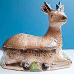 Vintage barbotine aardewerk terrine,  hert, Ophalen of Verzenden