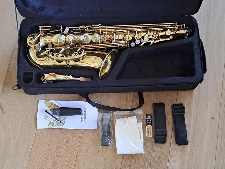 Nieuwe altsaxofoon, Muziek en Instrumenten, Blaasinstrumenten | Saxofoons, Nieuw, Alt, Met koffer, Ophalen of Verzenden