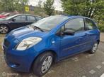 Toyota Yaris 1.0 VVTi +, Auto's, Toyota, Origineel Nederlands, Te koop, 5 stoelen, Benzine