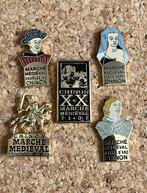 Pin set van 5 Chinon Marche Medieval, Verzamelen, Speldjes, Pins en Buttons, Gebruikt, Ophalen of Verzenden, Speldje of Pin, Nvt