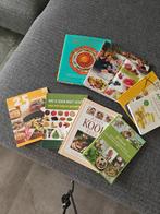 Basis kookboek en diverse andere boeken, Ophalen, Zo goed als nieuw