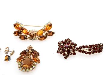 Groep Vintage Strass Sieraden Kastopruiming #4               beschikbaar voor biedingen