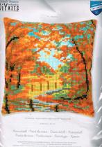 Cado vervaco borduurpakket kussen landschap herfst 863, Hobby en Vrije tijd, Borduren en Borduurmachines, Ophalen of Verzenden