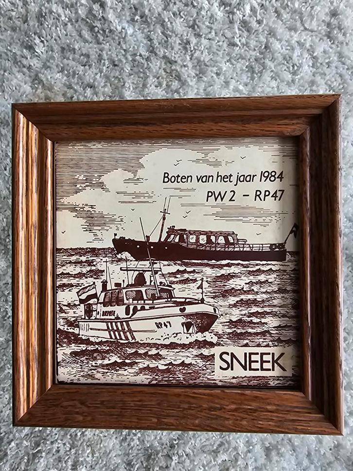 Ingelijste tegel - Boten 1984 Sneek, Antiek en Kunst, Kunst | Overige Kunst, Ophalen of Verzenden