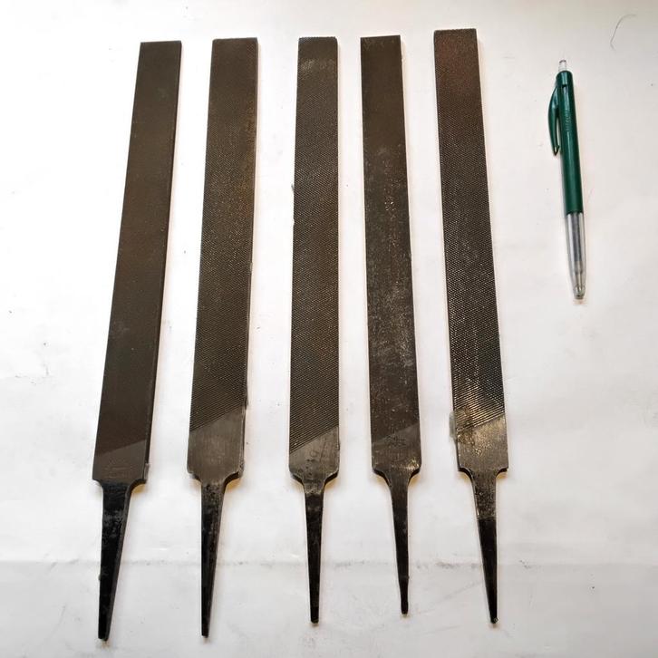 5 stuks vijlen, NOS, verschillende merken, en grofheid,nieuw, Antiek en Kunst, Antiek | Gereedschap en Instrumenten, Ophalen of Verzenden