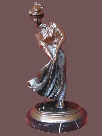Art Deco -  bronzen beeld D'Asté -  golf spelende bourgoise. beschikbaar voor biedingen