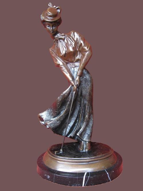 Art Deco -  bronzen beeld D'Asté -  golf spelende bourgoise., Antiek en Kunst, Antiek | Koper en Brons, Brons, Ophalen