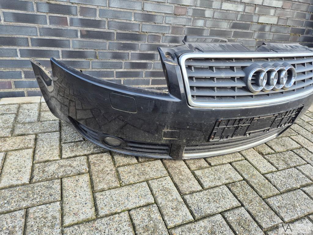 Audi A4 cabrio 2002 - 2006 voorbumper met grille en sproeier, Gebruikt, -, Voor, -