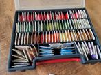 Koffer met Garen - Diverse Kleuren, Hobby en Vrije tijd, Naaien en Fournituren, Ophalen of Verzenden, Gebruikt, Garen of Naald(en)