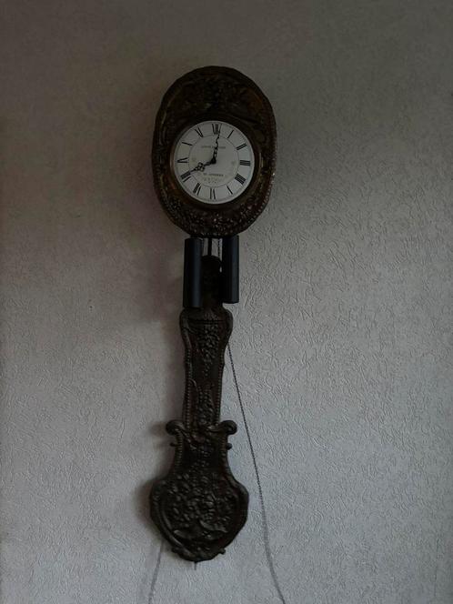 Louis Jaquine St. Etienne Wall Clock, Antiek en Kunst, Antiek | Klokken, Ophalen of Verzenden