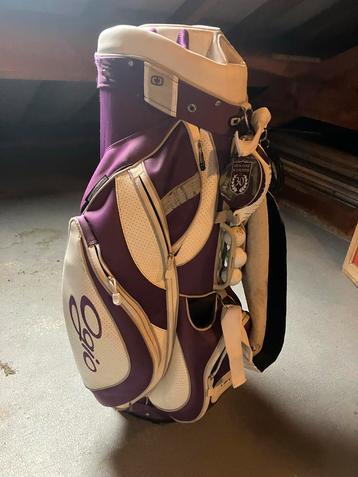 Ogio Golftas - Trolleytas beschikbaar voor biedingen