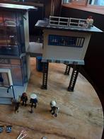 Playmobil politiebureau met auto oplegger en boot, Kinderen en Baby's, Speelgoed | Playmobil, Ophalen of Verzenden, Zo goed als nieuw