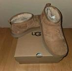 Uggs ultra mini, UGG, Bruin, Lage of Enkellaarzen, Ophalen of Verzenden