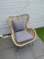 Rotan tuinstoel vlinderstoel boho vintage look met kussen, Ophalen, Rotan