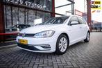 Volkswagen Golf 1.5 TSI | Trekhaak afneembaar | Navigatie |, Voorwielaandrijving, Stof, Euro 6, 4 cilinders