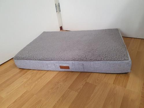 Petlando orthopedisch hondenbed/matras (Maat S, lengte 72cm), Dieren en Toebehoren, Hondenmanden, Zo goed als nieuw, Ophalen of Verzenden