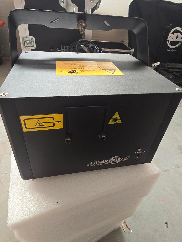 Laserworld Pro 1600 RGB + Pangolin Quickshow Laser software, Muziek en Instrumenten, Licht en Laser, Zo goed als nieuw, Laser