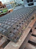 Rubbere tegels., Ophalen, Gebruikt, Laarzen